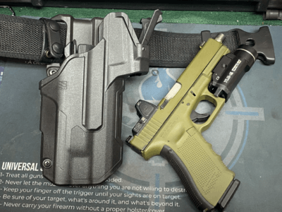 Blackhawk Holsters T-Series L2D:RDS with Glock 17 and Streamlight TLR-1